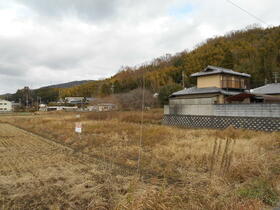 京都府木津川市山城町綺田山際