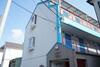 鶴川駅よりバス5分 徒歩1分 築38年9ヶ月 3階建の賃貸物件