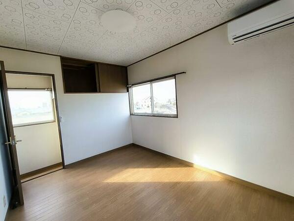 apartment 群馬県邑楽郡明和町須賀
地図を見る