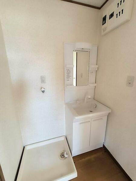 apartment 群馬県邑楽郡明和町須賀
地図を見る