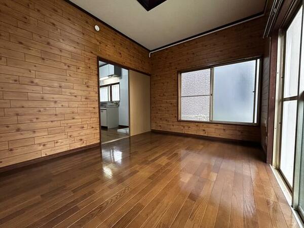 detached 埼玉県草加市弁天２丁目

地図を見る