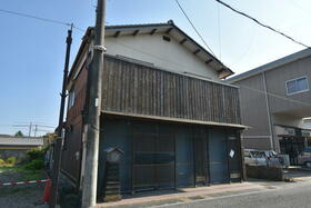 兵庫県丹波篠山市呉服町