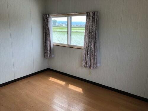 detached 秋田県横手市平鹿町浅舞字釜池