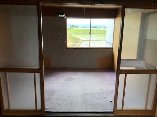 detached 秋田県横手市平鹿町浅舞字釜池