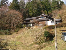 岡山県苫田郡鏡野町中谷