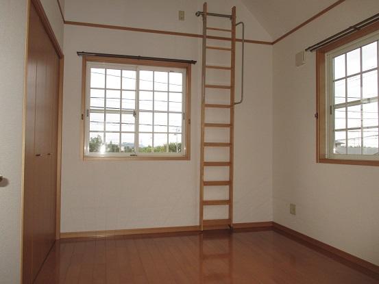 detached 宮城県東松島市矢本字上河戸

地図を見る