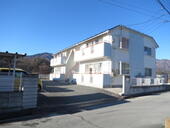 韮崎市龍岡町若尾新田 2階建 築32年のイメージ