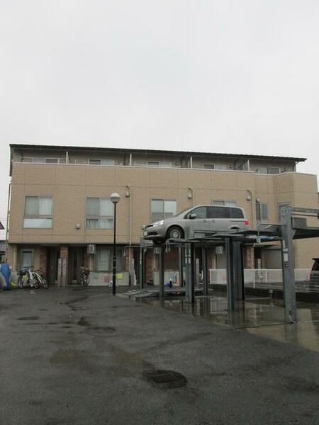 apartment 栃木県栃木市箱森町
地図を見る