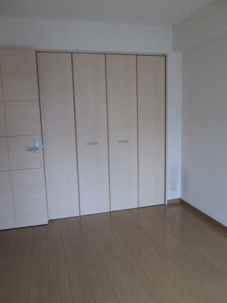 apartment 栃木県栃木市箱森町
地図を見る