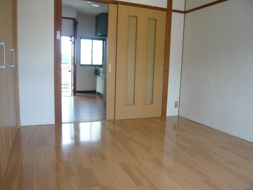 マンション加賀_内装_0