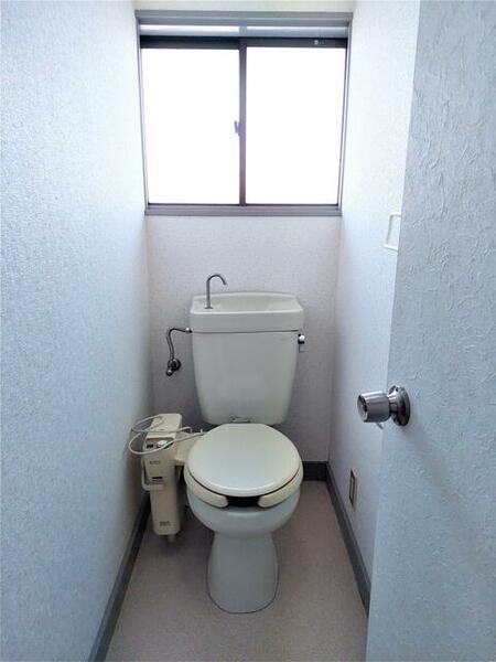 トイレ：２階トイレです。
