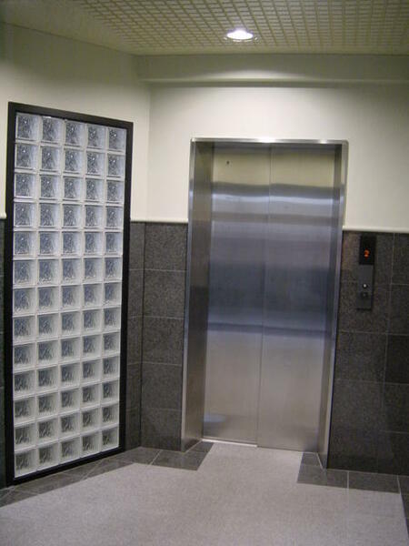 画像7:エレベーターホール