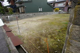 富山県高岡市高陵町