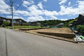 石川県金沢市鈴見町郡家山