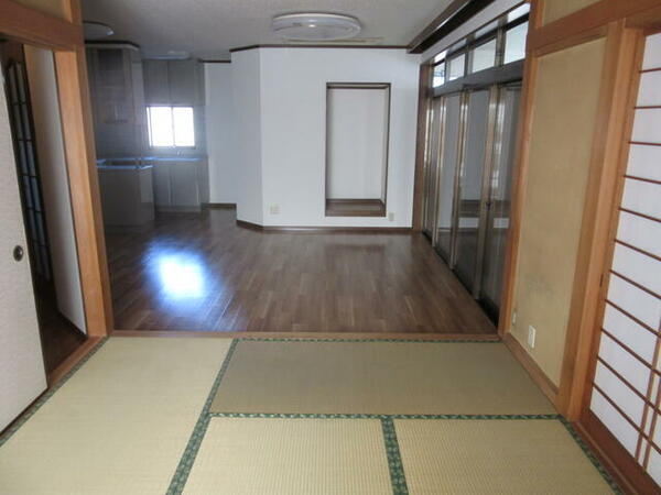 apartment 埼玉県桶川市若宮２丁目
地図を見る