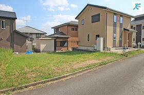 三重県名張市美旗町中１番