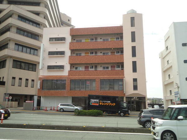 画像2:徳島市民病院の隣です