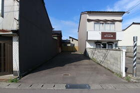 富山県高岡市明野町