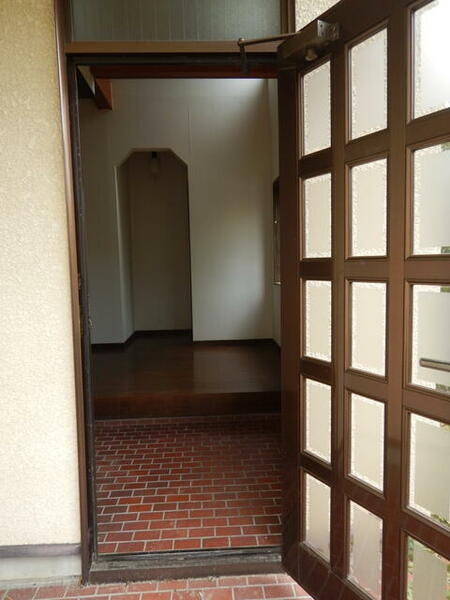 画像2:玄関