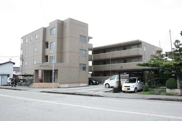 富山県富山市太郎丸本町４丁目(賃貸マンション2LDK・2階・60.42㎡)の写真 その2