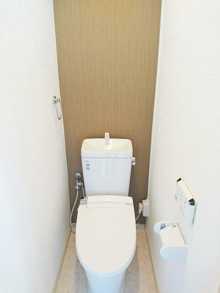 画像7:温水シャワー洗浄トイレを新設置しました