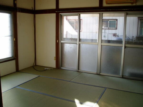 detached 群馬県藤岡市上戸塚

地図を見る