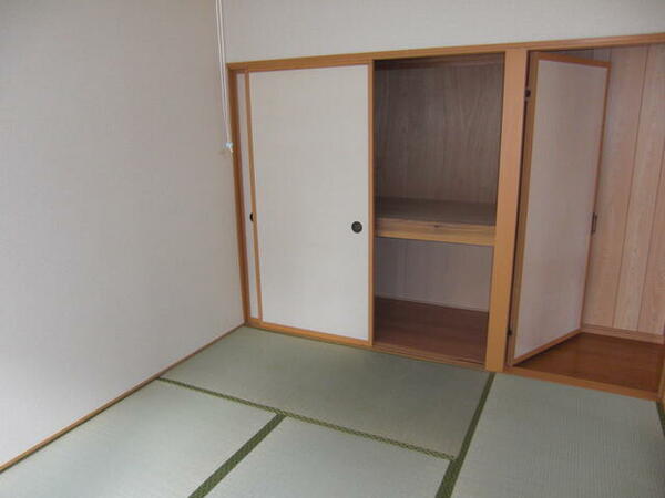 detached 福島県会津若松市西年貢２丁目

地図を見る