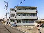 坂戸市大字片柳 3階建 築32年のイメージ