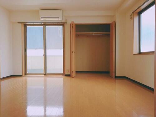 プレズィール横町_内装_1