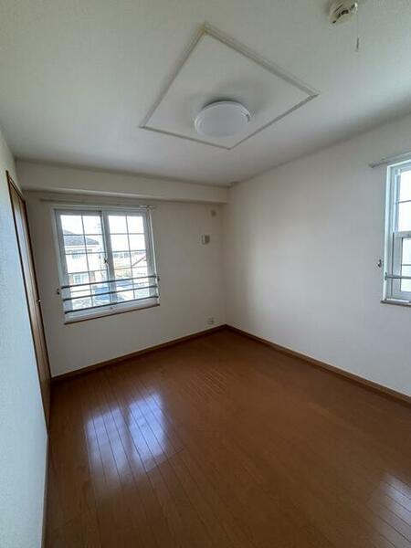 apartment 福島県西白河郡矢吹町新町
新町の賃貸情報を見る
物件地図