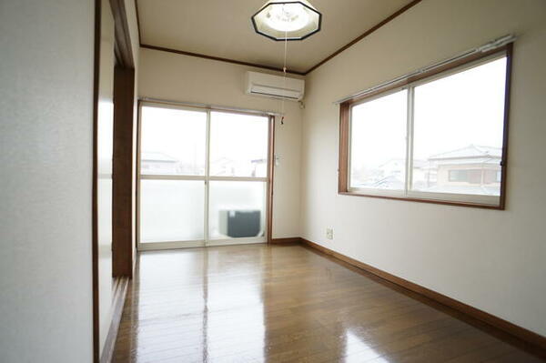 apartment 群馬県邑楽郡邑楽町大字中野
地図を見る