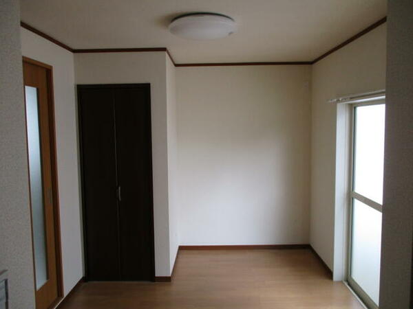 detached 茨城県鉾田市上釜

地図を見る