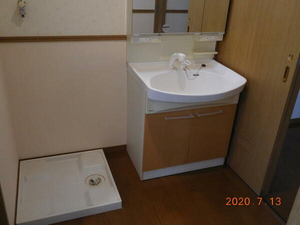 画像11:室内洗濯機置き場・洗面