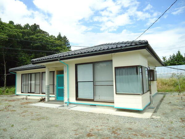 detached 宮城県遠田郡涌谷町字花勝山二号
物件地図
