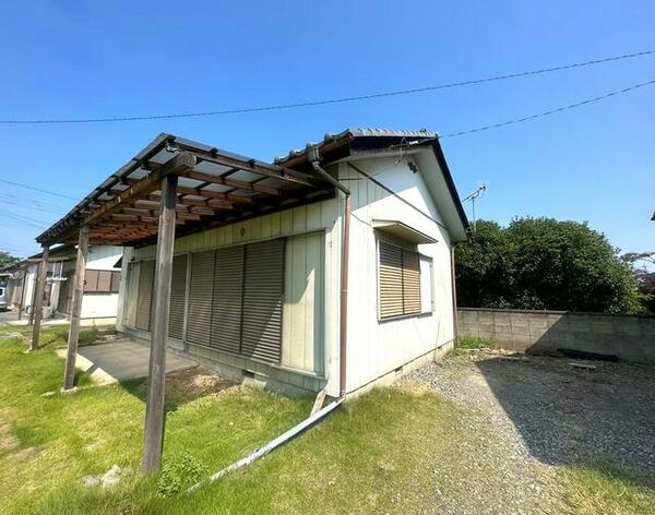 detached 群馬県藤岡市立石新田

地図を見る