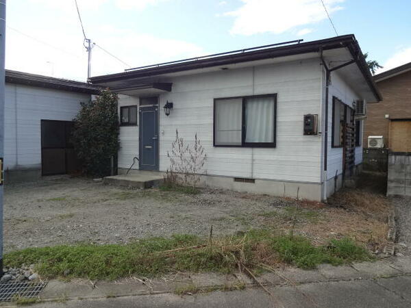 detached 山形県長井市十日町２丁目

地図を見る