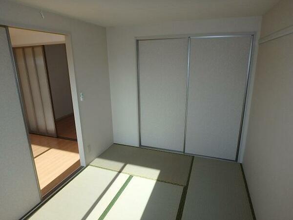 apartment 福島県西白河郡矢吹町中町
地図を見る