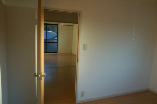 フレグランスビオラ_内装_2