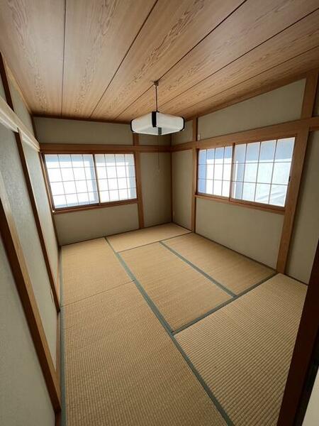 detached 東京都あきる野市草花

地図を見る