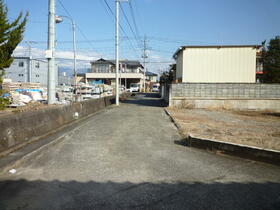 山梨県山梨市三ヶ所