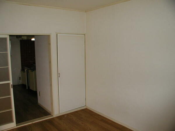 apartment 埼玉県北足立郡伊奈町栄１丁目
地図を見る