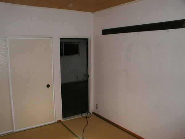 apartment 埼玉県北足立郡伊奈町栄１丁目
地図を見る