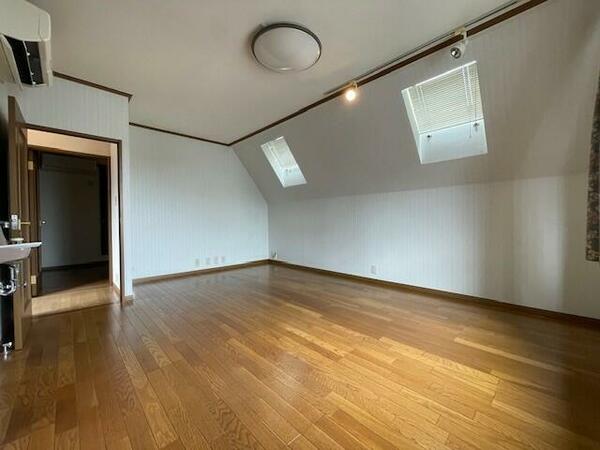 detached 東京都武蔵野市中町２丁目

地図を見る