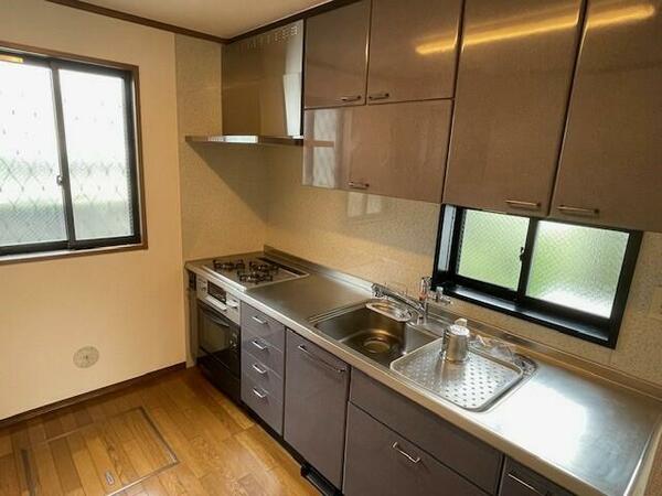 detached 東京都武蔵野市中町２丁目

地図を見る