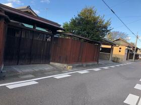 愛知県一宮市起字堤町