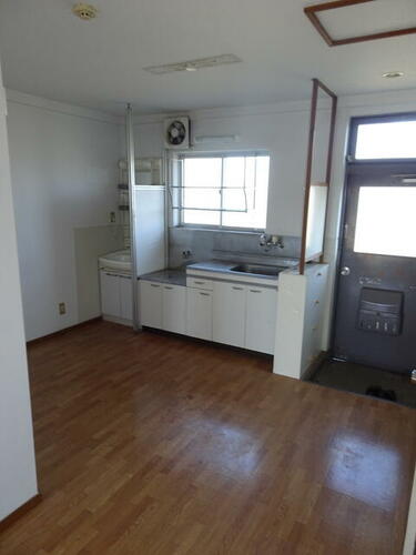 ハタノハイツ_内装_0