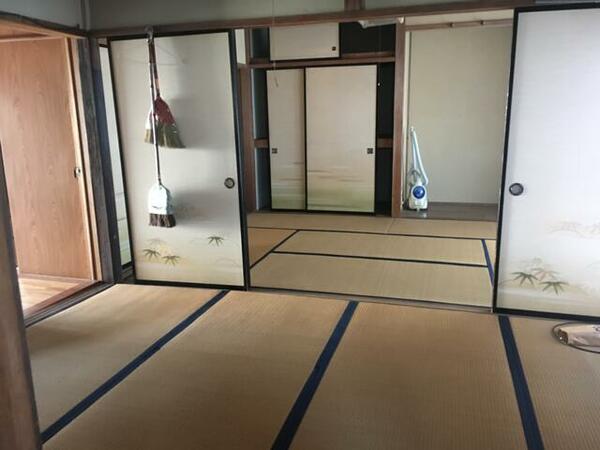 detached 群馬県安中市松井田町五料

地図を見る