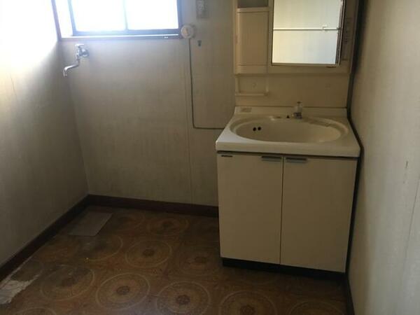 detached 群馬県安中市松井田町五料

地図を見る