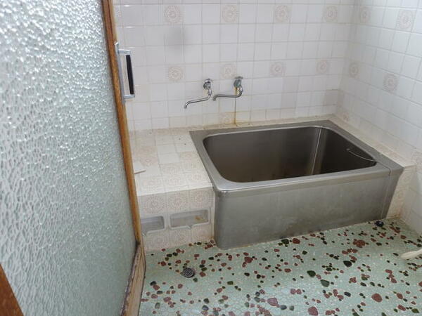 detached 宮城県遠田郡涌谷町字六軒町裏
物件地図