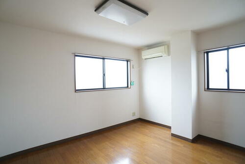 ロイヤルハイム_内装_0